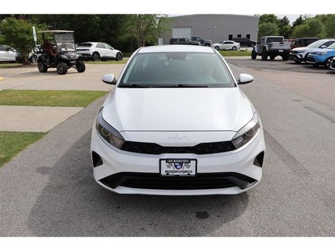 Used 2024 Kia Forte LXS FWD image 38
