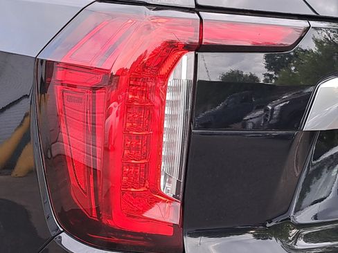 Used 2022 GMC Yukon XL Denali w/ Max Trailering Package AWD/4WD image 30
