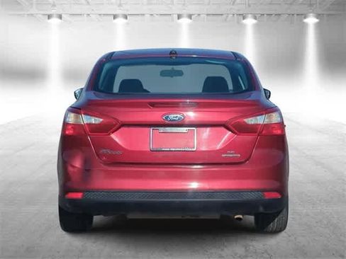 Used 2013 Ford Focus SE image 7