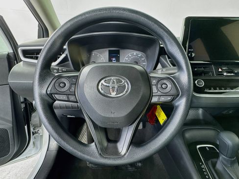 Certified 2025 Toyota Corolla LE FWD image 11