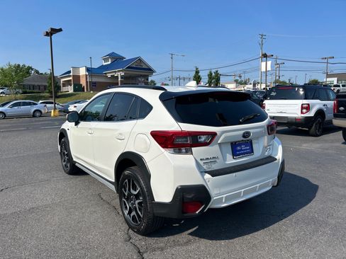 Used 2023 Subaru Crosstrek Hybrid AWD/4WD image 10