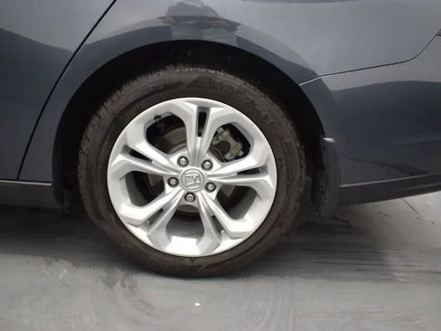 Used 2024 Honda Accord LX image 33