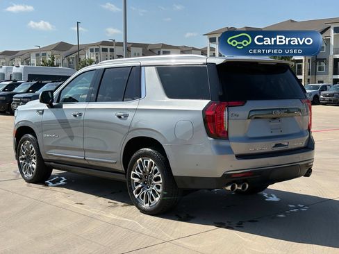 Used 2024 GMC Yukon Denali Ultimate AWD/4WD image 5