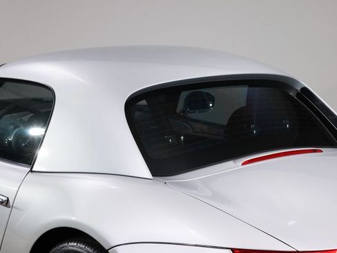 Used 2002 BMW Z8 image 29