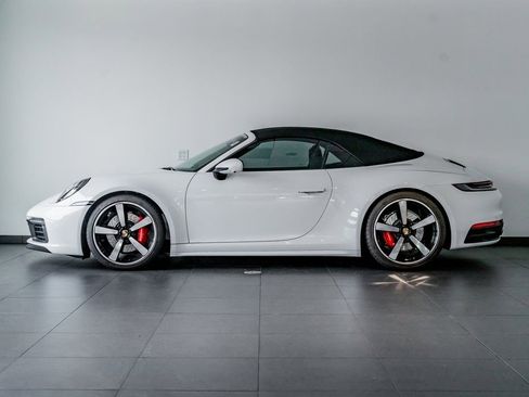 Certified 2024 Porsche 911 Carrera 4S AWD/4WD image 2