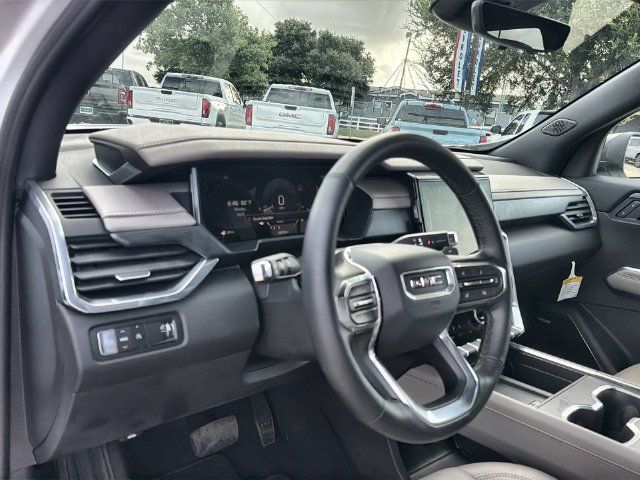 Certified 2026 GMC Acadia Elevation w/ Elevation Premium Package FWD image 10