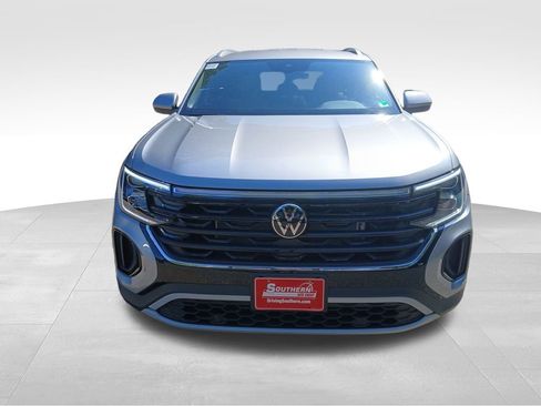 New 2026 Volkswagen Atlas Cross Sport SE AWD/4WD image 8