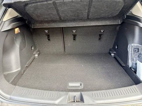 Used 2023 Buick Encore GX Select image 17