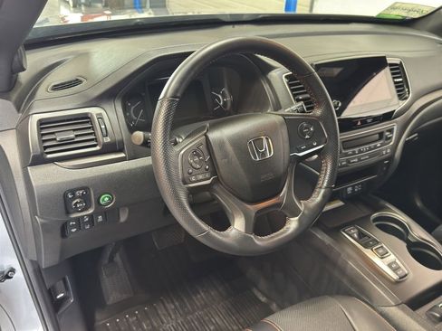 Used 2022 Honda Passport TrailSport image 18