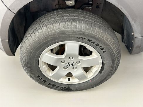 Used 2004 Honda Element EX image 11