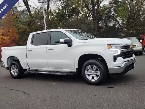 New 2026 Chevrolet Silverado 1500 LT image 3
