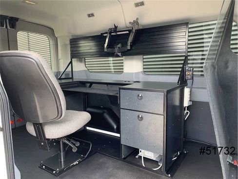 Used 2019 Ford Transit 150 XLT image 13