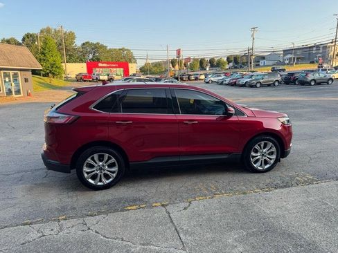 Used 2020 Ford Edge Titanium w/ Equipment Group 301A AWD/4WD image 4