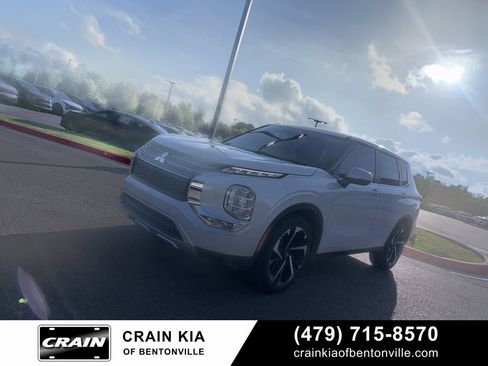 Used 2022 Mitsubishi Outlander SE AWD/4WD image 6