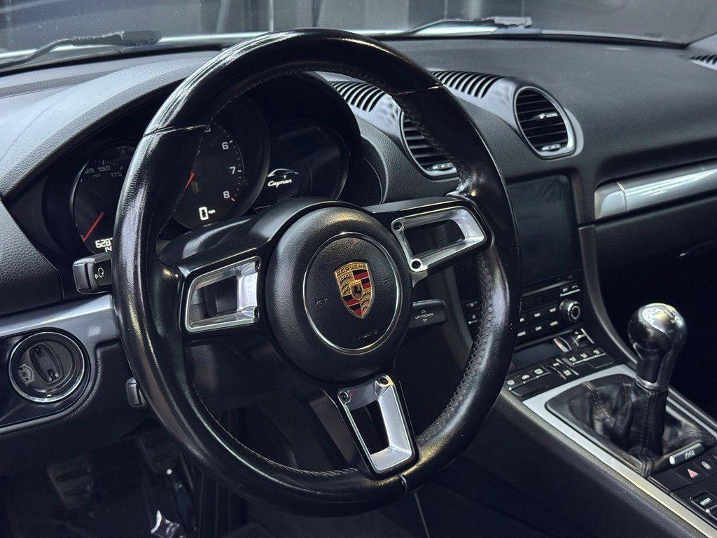 Used 2018 Porsche 718 Cayman RWD image 8