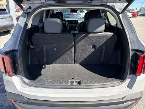 Used 2024 Kia Sorento SX AWD/4WD image 9