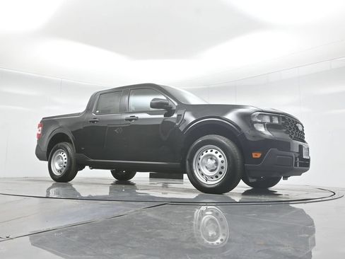 Used 2025 Ford Maverick XL FWD image 45