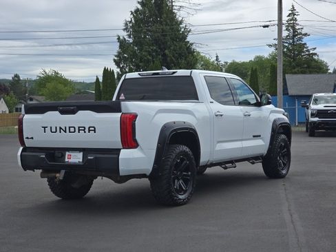 Used 2022 Toyota Tundra SR5 w/ SR5 Premium Package AWD/4WD image 5