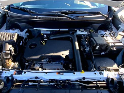 Used 2023 GMC Terrain SLE w/ Driver Convenience Package image 27