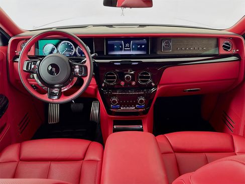 Certified 2024 Rolls-Royce Phantom Extended Wheelbase image 24