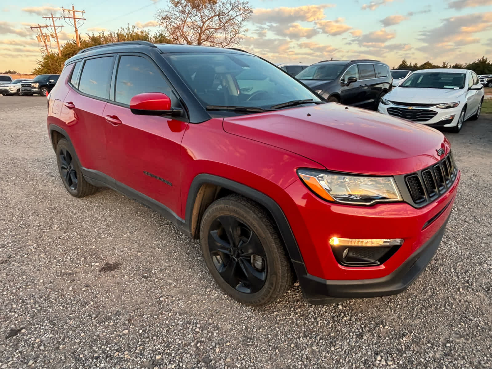Used 2019 Jeep Compass Latitude FWD image 9