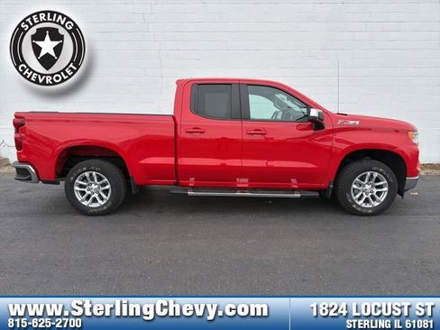 Used 2022 Chevrolet Silverado 1500 LT w/ Z71 Off-Road Package image 6