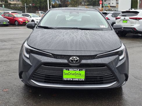 New 2026 Toyota Corolla XLE image 2