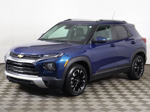 Used 2021 Chevrolet TrailBlazer LT w/ Convenience Package image 7