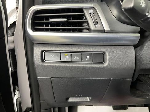 Used 2022 Kia Telluride S AWD/4WD image 19