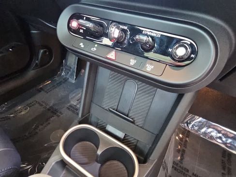 Certified 2025 MINI Cooper S image 26