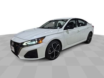 Used 2024 Nissan Altima 2.5 SR