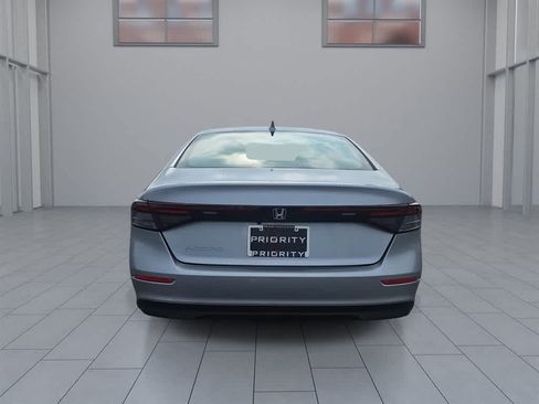 Certified 2023 Honda Accord EX image 8