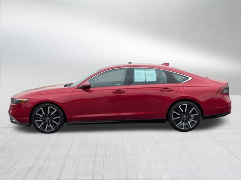 Used 2023 Honda Accord Touring image 4