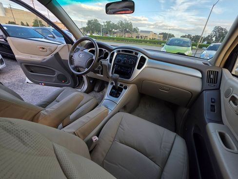 Used 2007 Toyota Highlander Limited FWD image 19