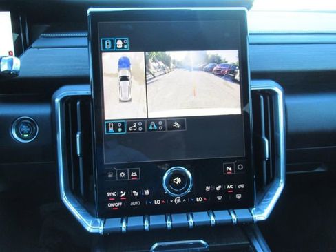 Used 2025 GMC Acadia Denali FWD image 26