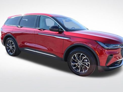 New 2025 Lincoln Nautilus Premier w/ Equipment Group 102A image 1