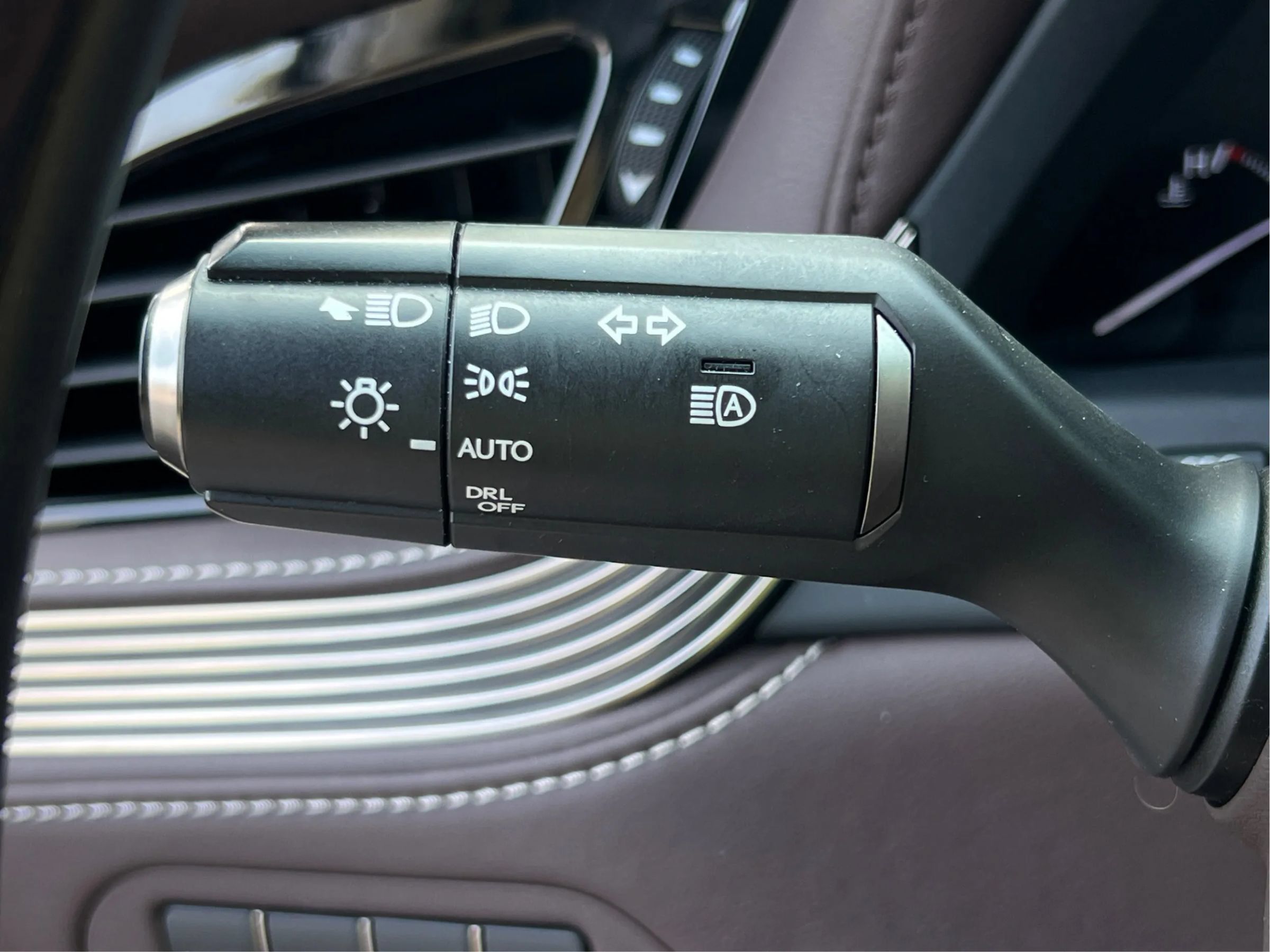 Used 2018 Lexus LS 500 w/ Luxury Package RWD image 58