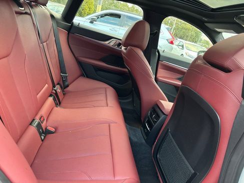 Used 2023 BMW i4 eDrive40 w/ Premium Package image 15