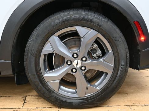 Used 2021 Ford Mustang Mach-E Select image 9