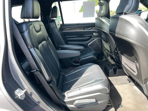 Used 2021 Jeep Grand Cherokee L Overland w/ Luxury Tech Group IV image 27