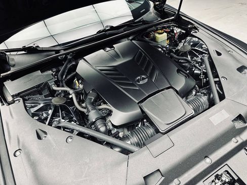 Used 2018 Lexus LC 500 Coupe w/ Performance Package RWD image 42