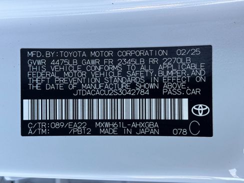 Used 2025 Toyota Prius Plug-In Hybrid XSE image 43