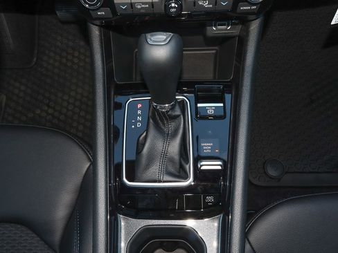 New 2026 Jeep Compass Latitude image 18