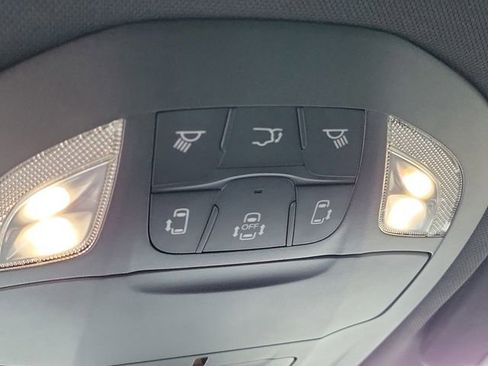 New 2026 Chrysler Pacifica Select image 13