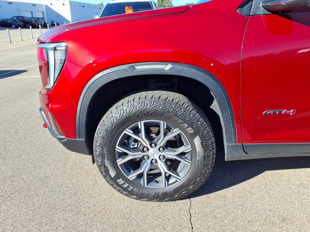 Used 2024 GMC Acadia AT4 w/ Luxury Package AWD/4WD image 23