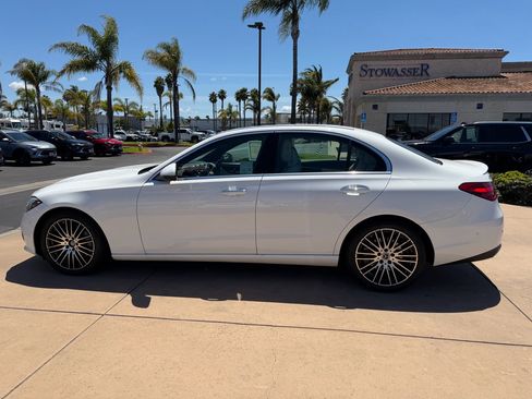 Used 2024 Mercedes-Benz C 300 4MATIC Sedan w/ Exclusive Trim Package image 7