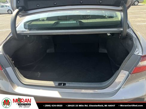 Used 2024 Toyota Camry SE FWD image 11