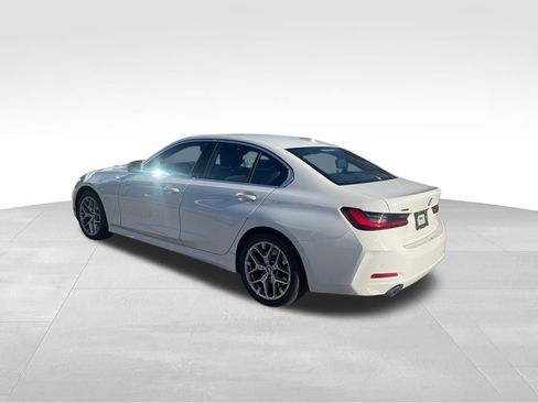 Used 2025 BMW 330i xDrive Sedan image 3