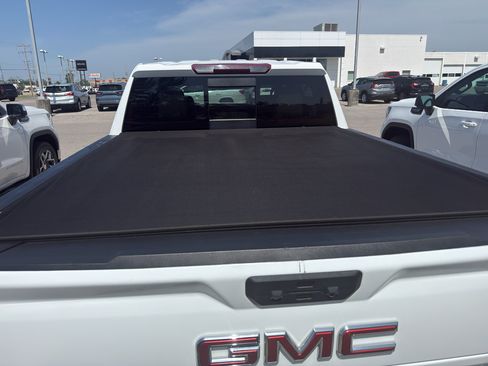 Used 2025 GMC Sierra 1500 SLT w/ SLT Premium Plus Package AWD/4WD image 5
