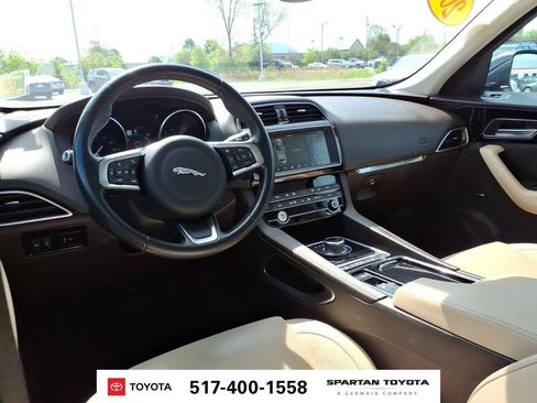 Used 2020 Jaguar F-PACE Prestige AWD/4WD image 13
